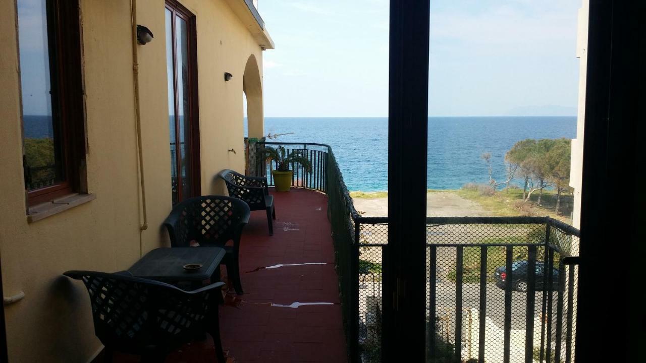 Milazzo Beach Exterior foto