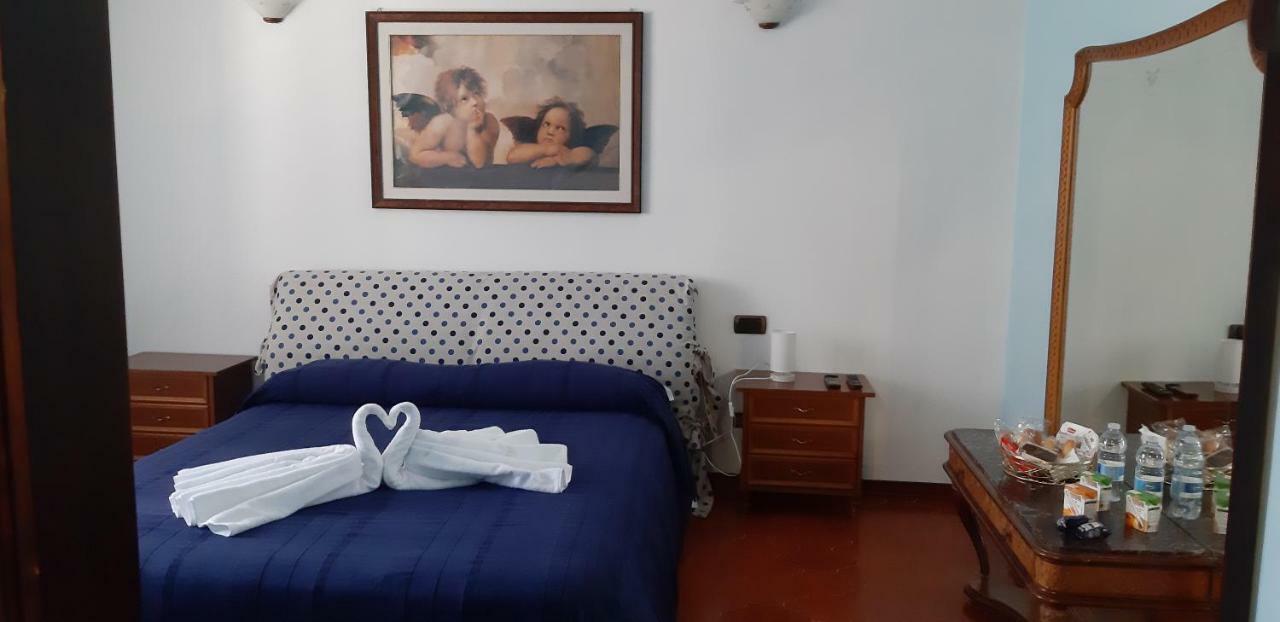 Milazzo Beach Habitación foto